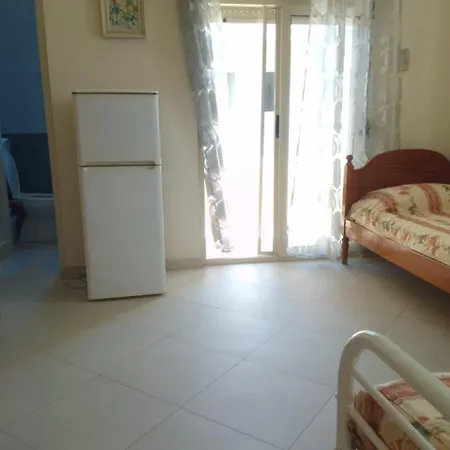 Xhelalit Large Ensuite منزل للإقامة *