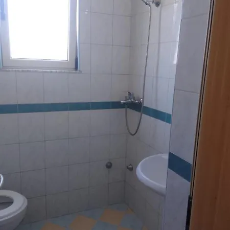 Xhelalit Large Ensuite Durres