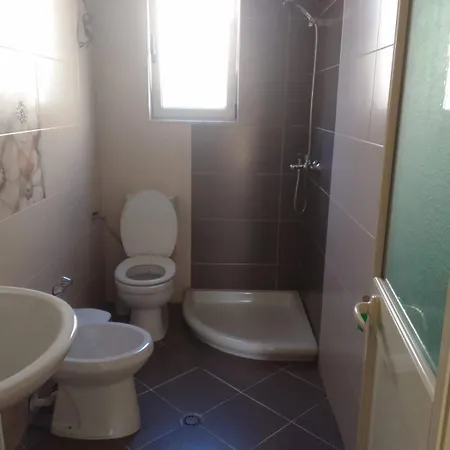 Xhelalit Large Ensuite