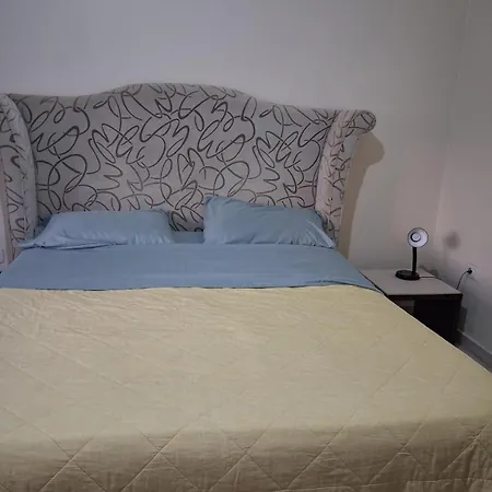 Xhelalit Large Ensuite Privatunterkunft Durrës