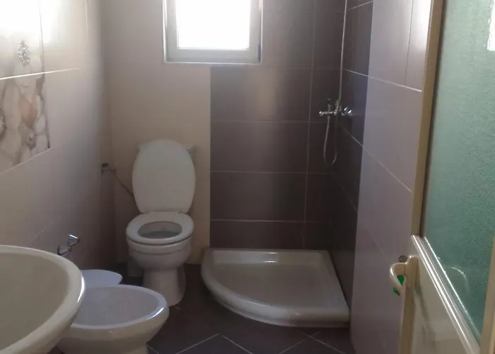 Xhelalit Large Ensuite
